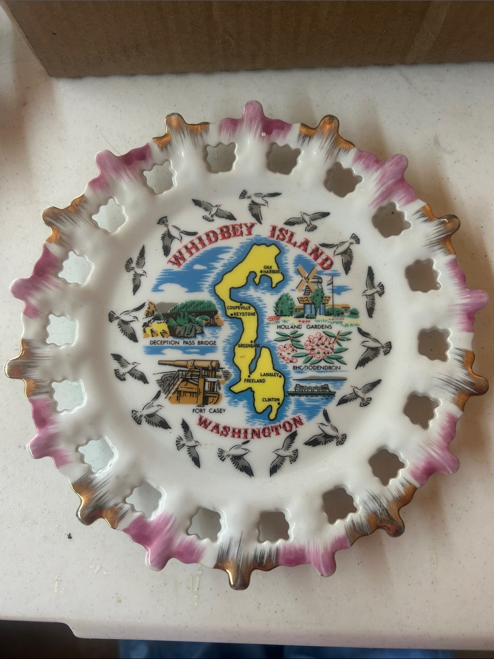 Vintage Whidbey Island Souvenir Decorative Plate - Yellow & Pink Accent